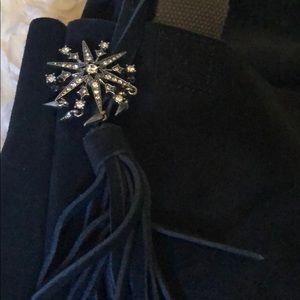 Chloe + Isabel Bags - Chloe and Isabel leather bag. Chloe + Isabel Bags - Chloe and Isabel leather bag.